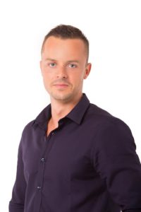 Kisteherautó Bérlés Ügyintézés Csák Zsolt